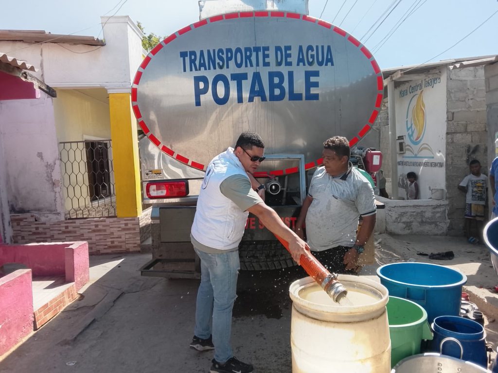 Gobernación del Magdalena entrega 130 mil litros de agua para atender emergencia en Puebloviejo y&nbsp;Tasajera
